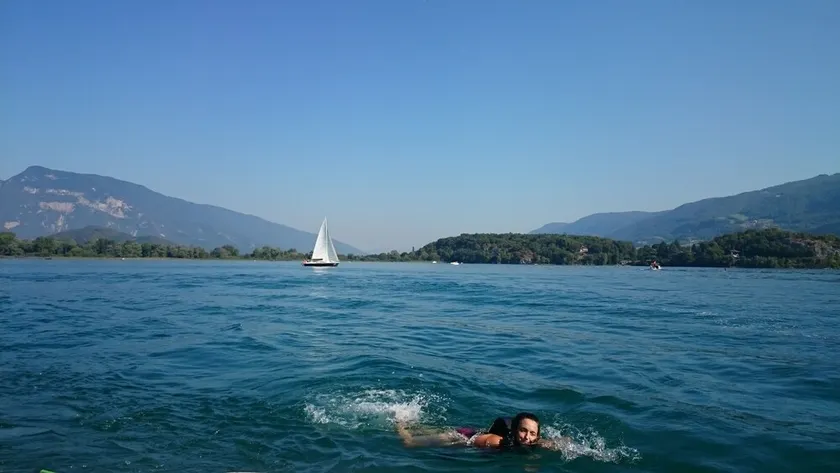 Maison au bord du lac du Bourget - Image 1