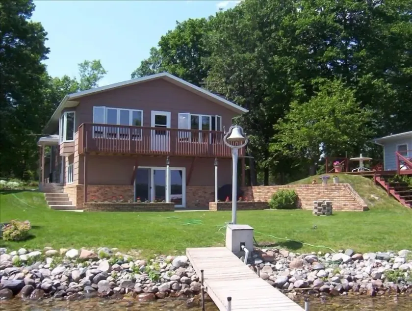 Cotton Lake Home - Image 1
