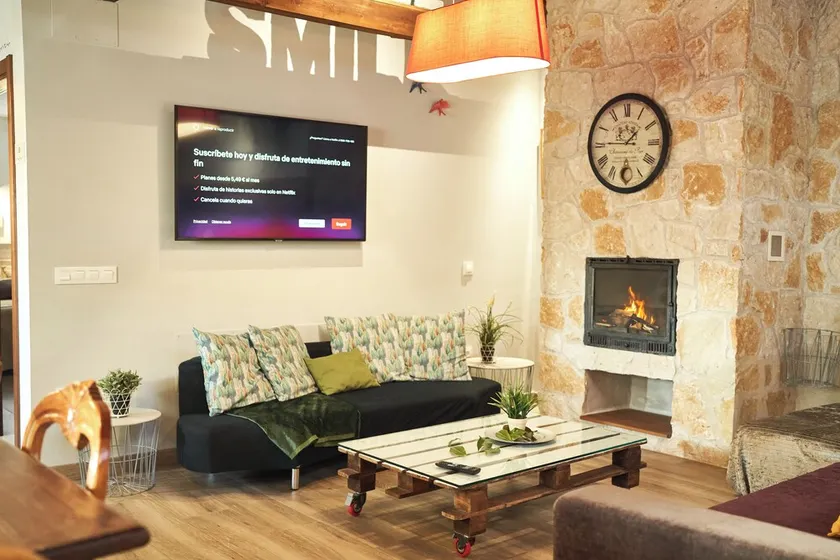 Entre Acebedas Country House, Segovia, 1 hour from Madrid, with a fireplace. PRIVATE bathrooms. - Image 1