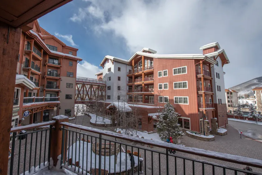 Slopeside Studio Unit with Kitchenette - Image 1