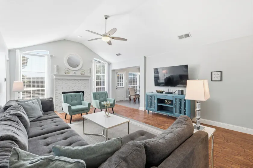 Perfect Flower Mound location-  UPDATED 3 BR- Free EV Charging! - Image 1