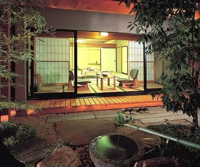 Hotel Fuji - Image 1