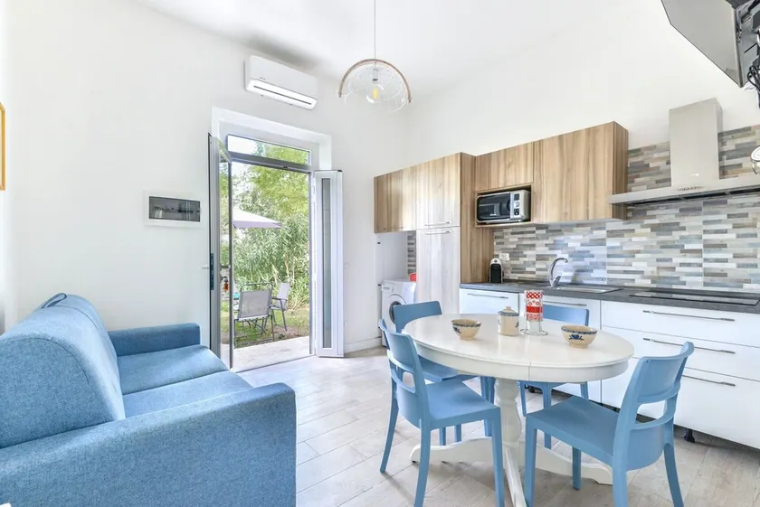 Apartamento 'Casa Annameri' con jardín privado, Wi-Fi y aire acondicionado - Image 1