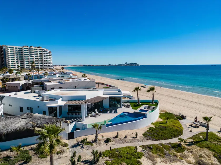 Luxury Oceanfront Home with Pool & Hot Tub - located on Sandy Beach - Image 1