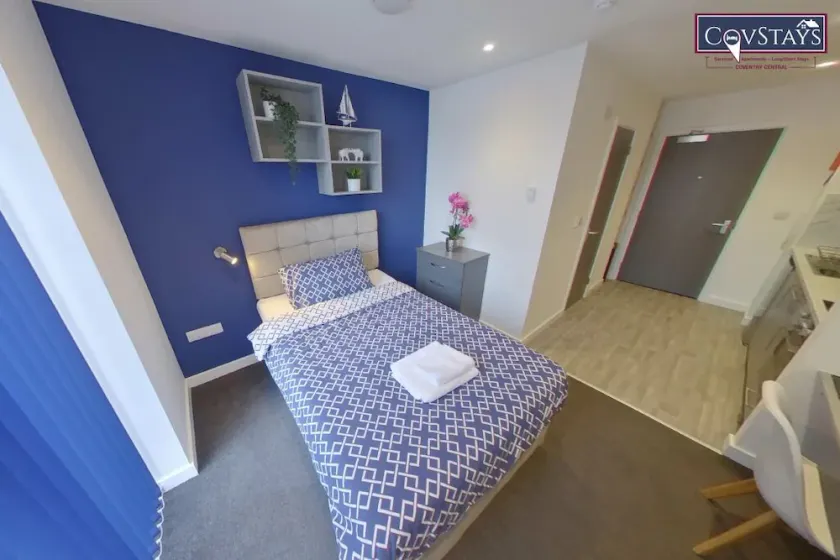Signature House - Modern City Studio 23 - Image 1