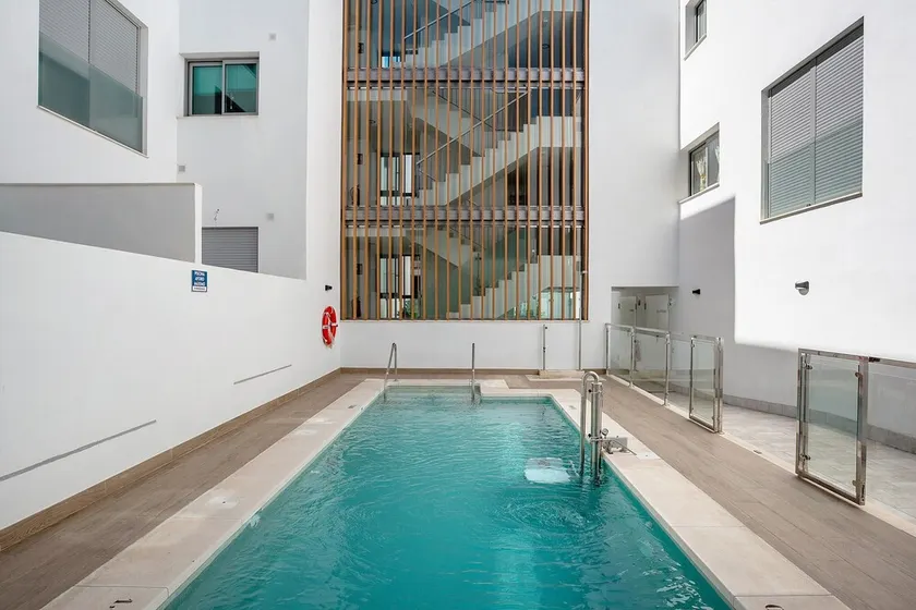 Ferienwohnung 'Coral' mit privatem Pool, WLAN und Klimaanlage - Image 1