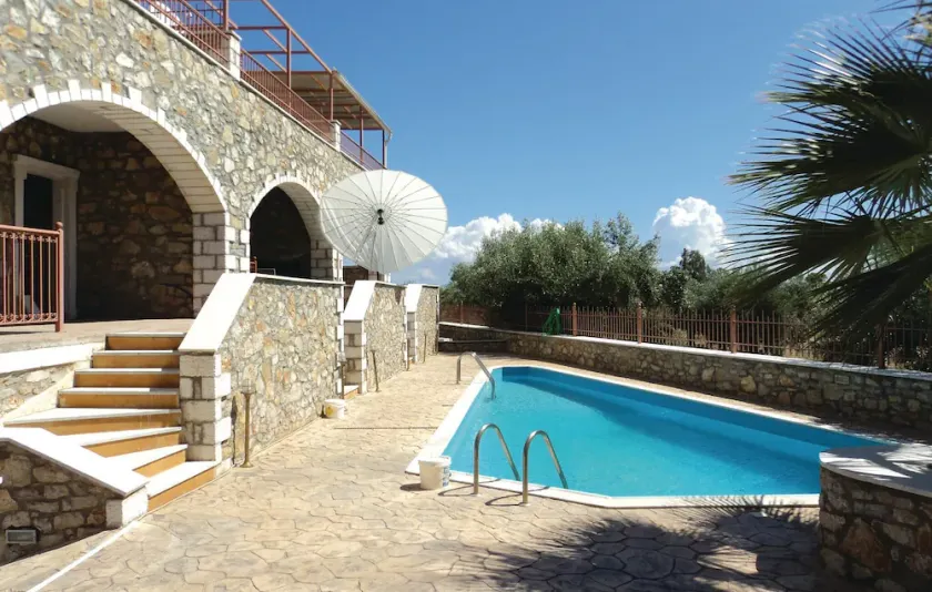 2 Bedroom Amazing Home In Paralio Astros - Image 1