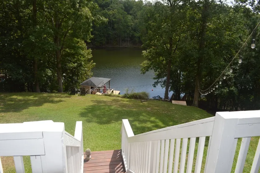 Lake Wateree Lakefront 3BR 3BA Home with Dock and Toys in PEACEFUL Cove - Image 1