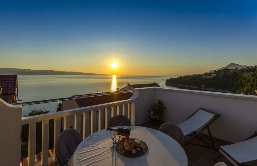 Perfekt beläget semesterhus med privat pool - Image 1