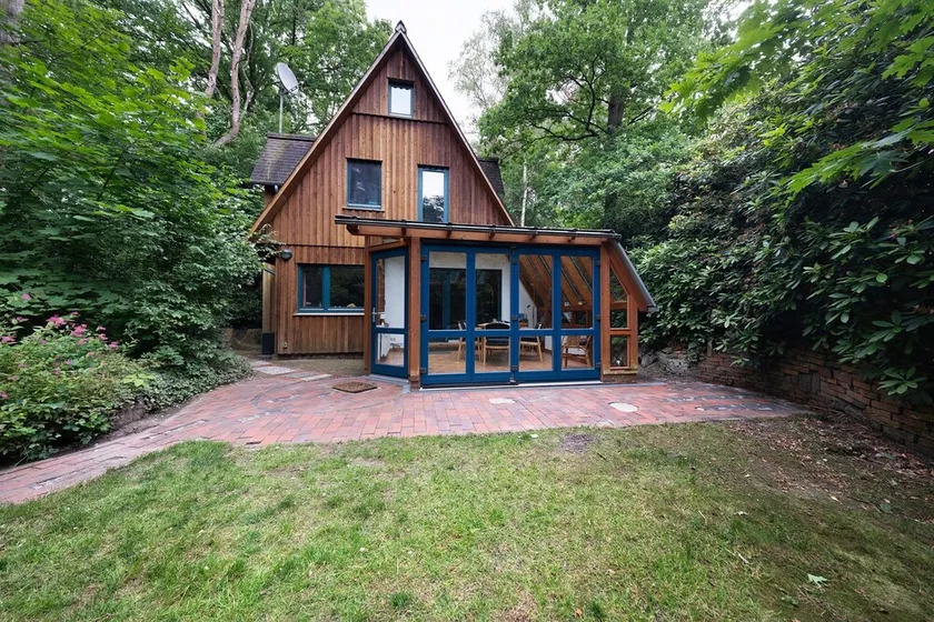 Casa de férias 'Ferienhaus Am Brandorffsee' com vista para o lago, terraço privado e jardim - Image 1