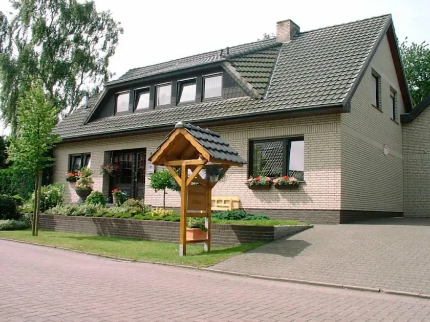 Vacation apartment/apartment for 4 guests with 90m² in Papenburg OT Surwold (25241) - Image 1