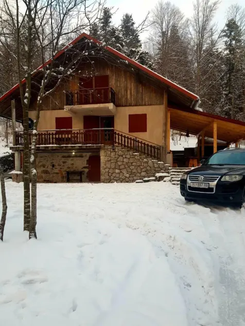 Croatia, Holiday Forest house, close to the sea - Image 1
