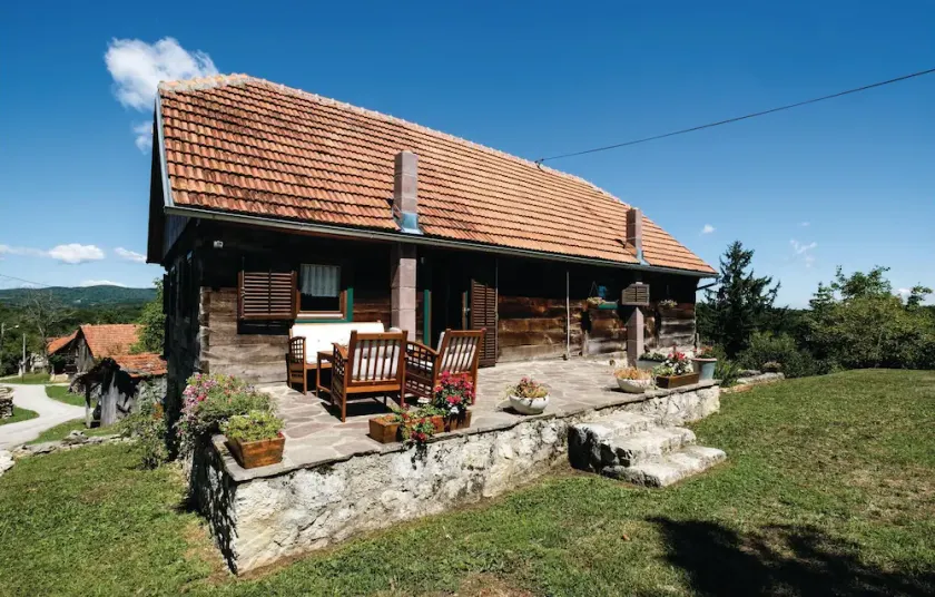 2 Bedroom Amazing Home In Ozalj - Image 1