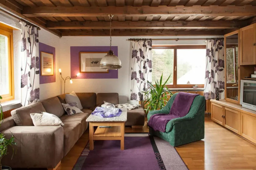 Gemütliche Ferienwohnung mit Terasse und Ofen - Image 1