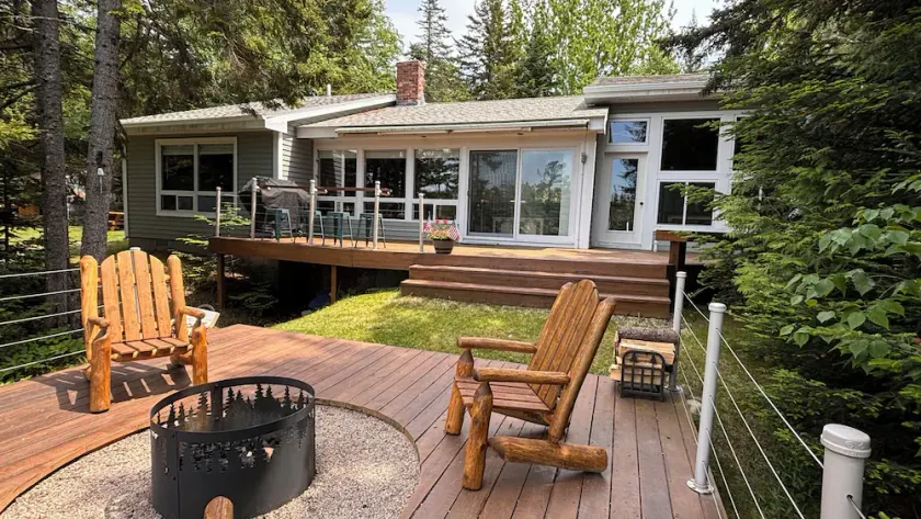 Close to Acadia hikes! Relaxing deck with firepit! 10-min walk to  ocean access. - Image 1