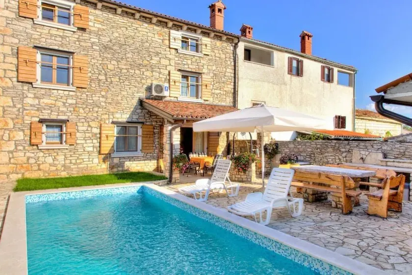 Maison en pierre d'Istrie avec piscine pour 8 - Image 1