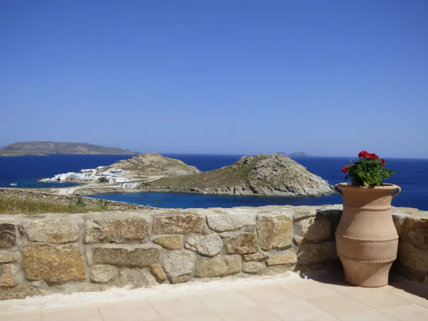 Mykonos Villa With Spectacular View, Ideal for Families - Image 1