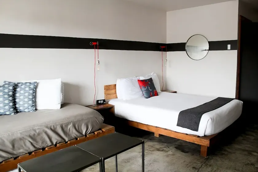 Relax and Recharge! Two Modern Units, Pet-friendly, Indoor Pool, Scenic Views! - Image 1