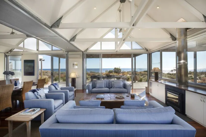 Stunning Private Luxury Absolute Beachfront Adult's Retreat - Image 1