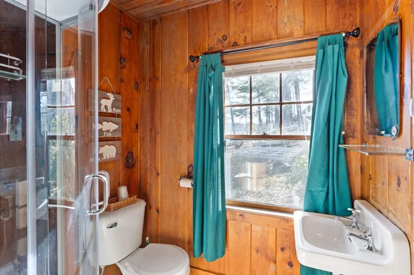Bear Cub Cabin - Image 1