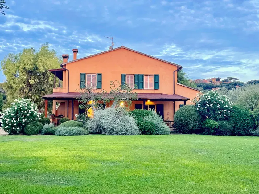 Casale Belvedere | 2 Camere, 2 Bagni, AC, Bolgheri e Mare a 10 min - Image 1