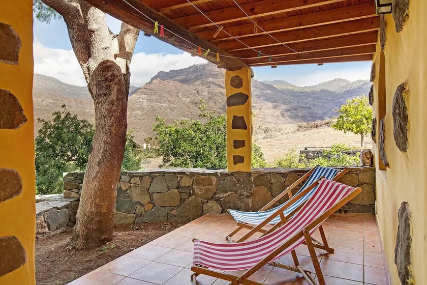 Landhaus \"Finca Los Dioses\" im Herzen der Natur mit Bergblick, Garten & Terrasse - Image 1