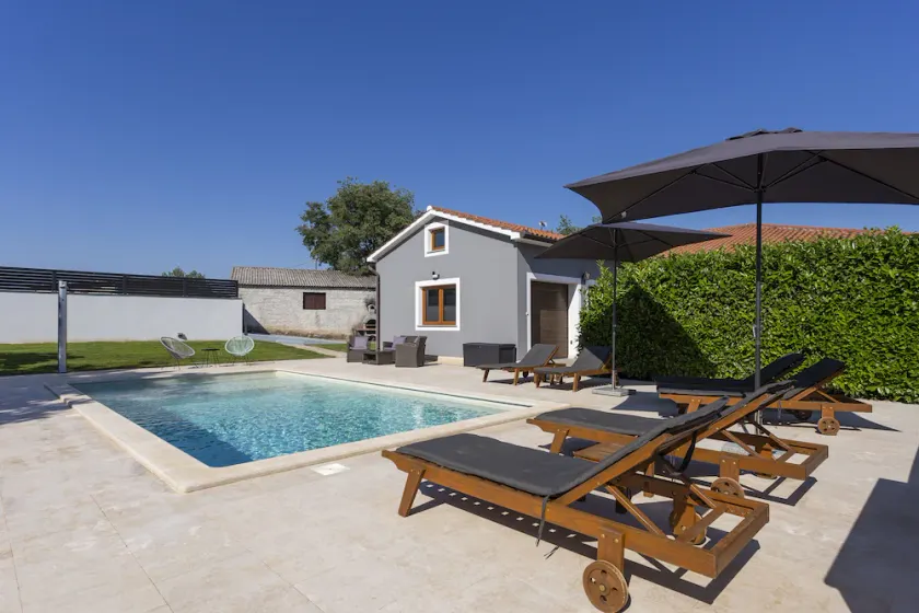 Villa Anavi - Image 1