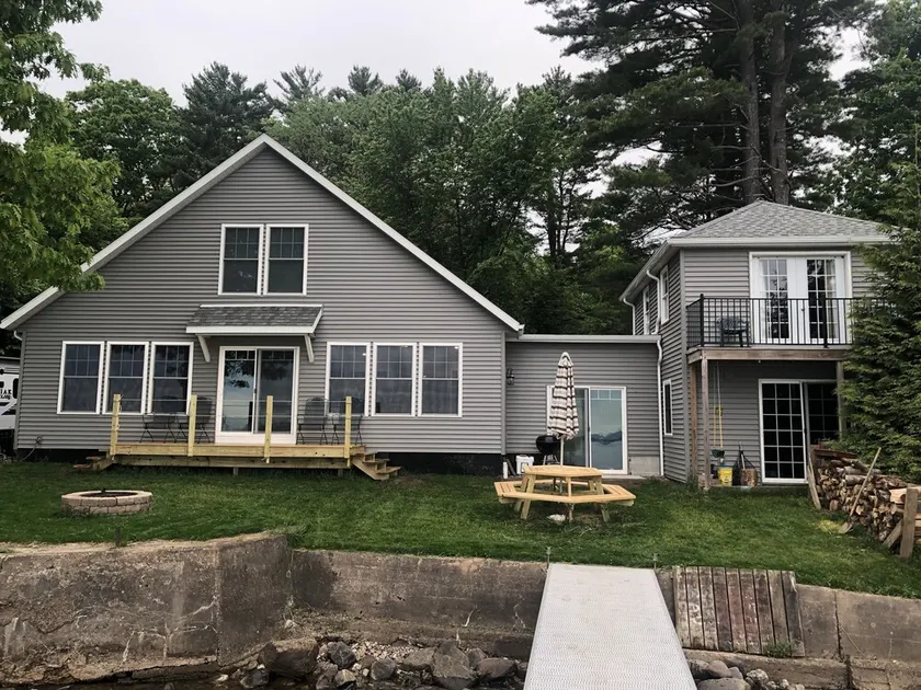 North Shore Lake House and Bunk House - Image 1