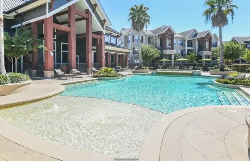 HighTech Tranquil Rustic Oasis! (Cypress,Tx) - Image 1