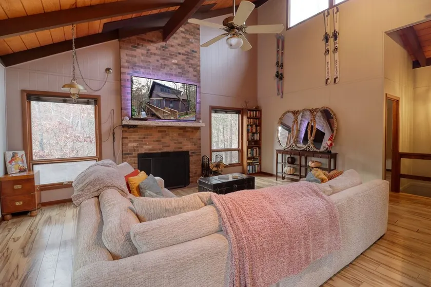 Sauna☆Pool Table☆Bar☆2 Fireplaces☆ 4 Bedroom+Loft Cabin☆ On Bryce Resort - Image 1