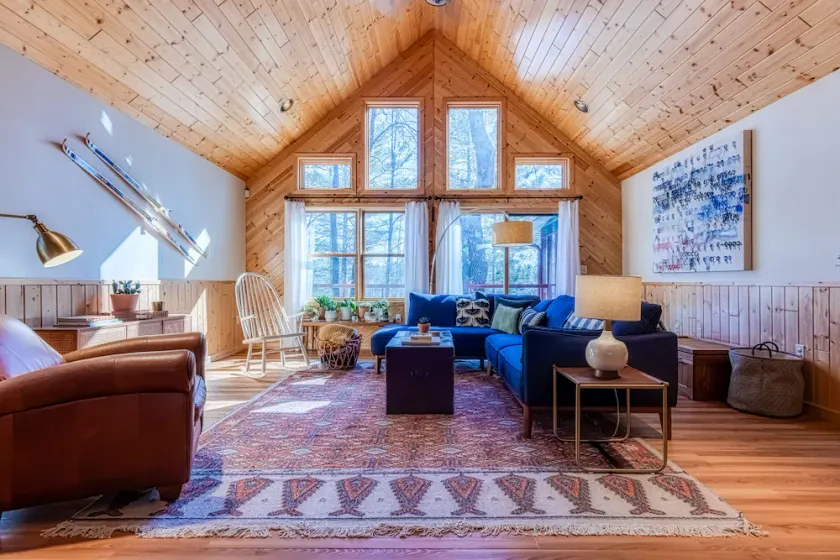 Tallkabin \"Pine Cabin\" - Mid-Century Pine Cabin under 2 timer fra Minneapolis. - Image 1