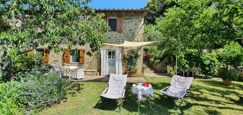 Country House / Farm House em Petrognano com 2 quartos e capacidade para 4 pessoas - Image 1