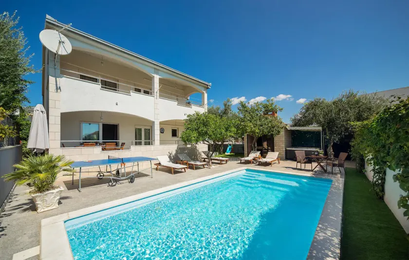 Cozy home in Kastel Novi with private swimming pool, can be inside or outside - Image 1