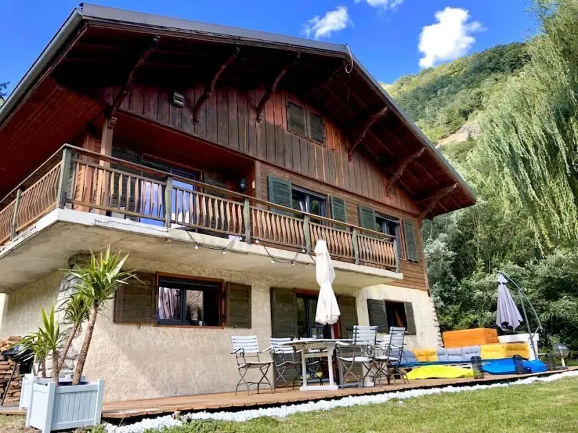 HAUS'N ALPS - Image 1