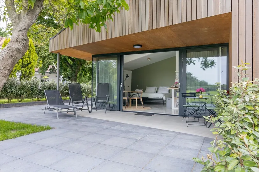 Romantic studio apartment with unobstructed view and near the beach, dunes, Amsterdam. - Image 1