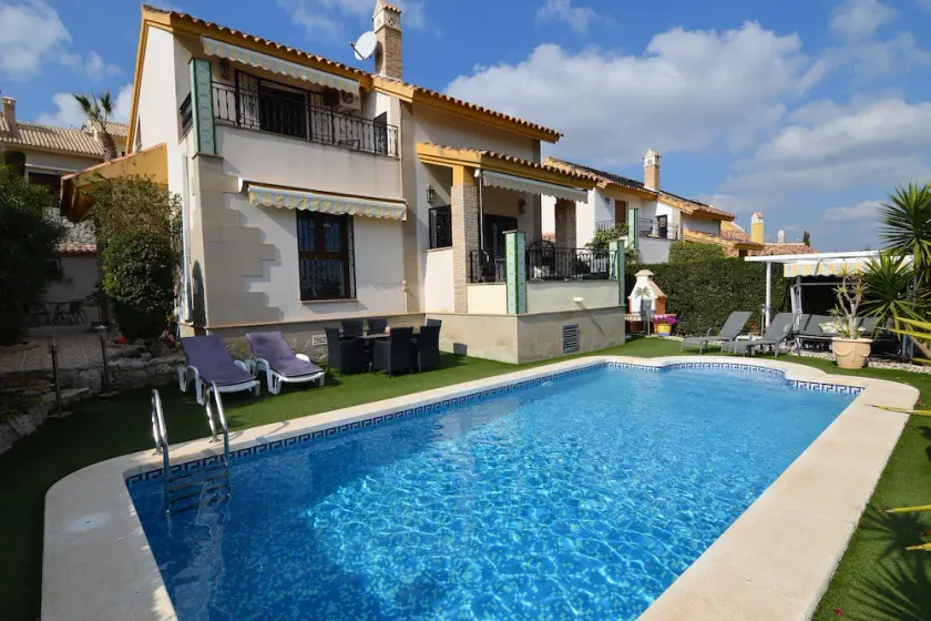 Grande villa com Algorva com vista para o campo de golfe - Image 1