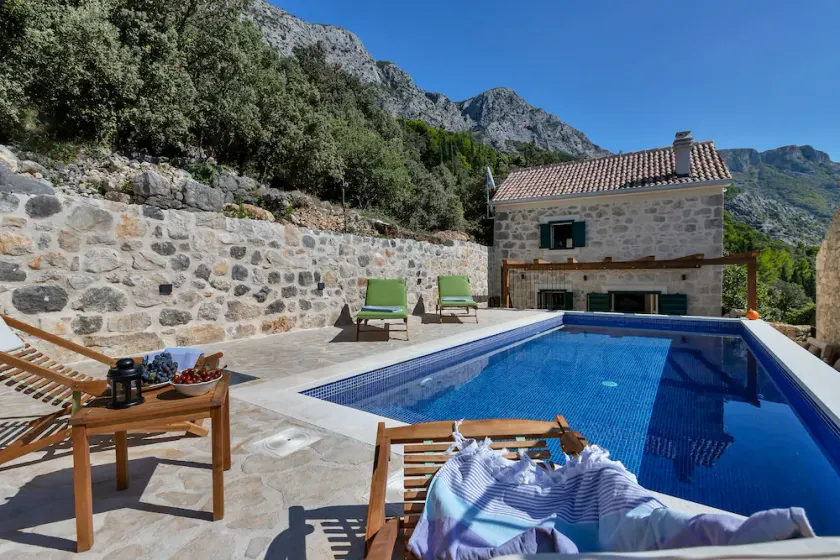 Gemütliches Ferienhaus mit beheiztem Pool,Terrasse,Meerblick,ruhige Lage, WiFi, - Image 1