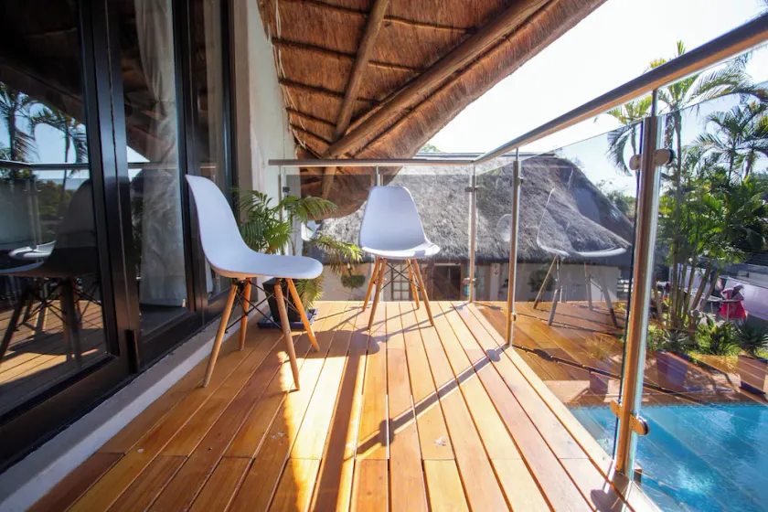 Golden Casa - Image 1