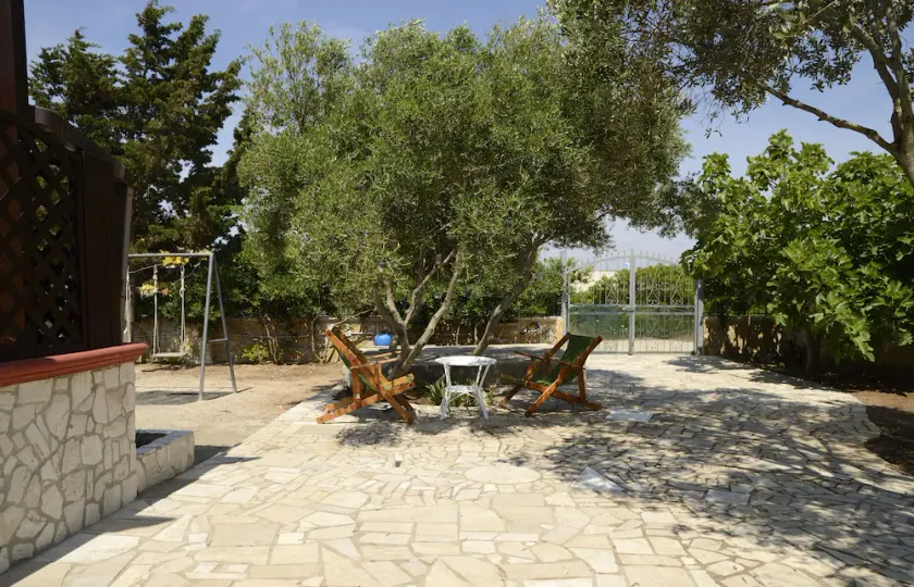Super endroit pour ceux qui veulent passer des vacances relaxantes dans la nature - Image 1
