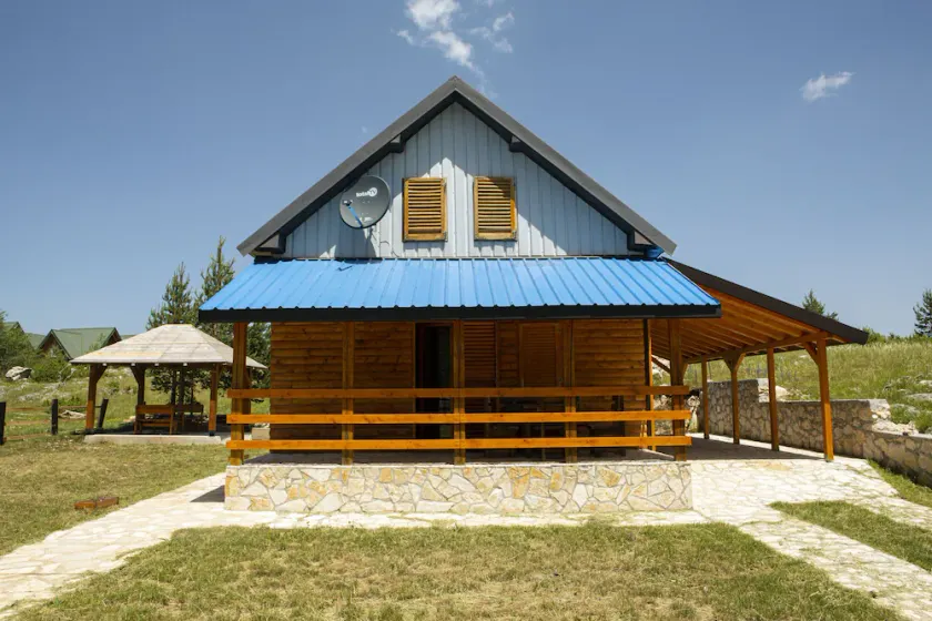 Ethno House In Center of Zabljak - Image 1