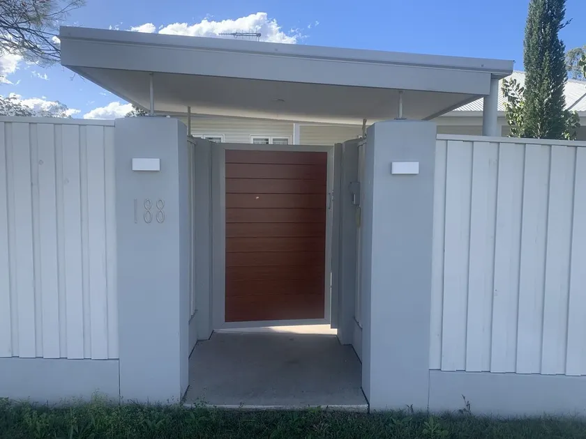 House in Belmont fully renovated - Image 1