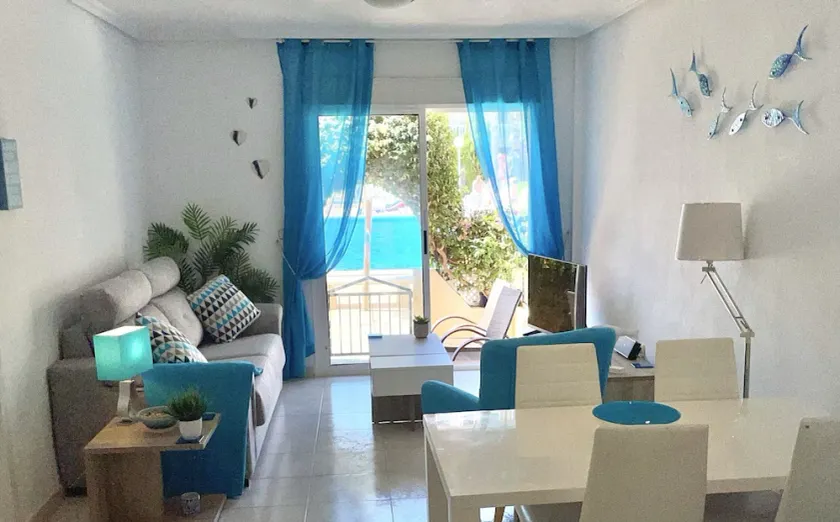 Stueetage, Pool Facing, 2 Bed 2 Bad Lejlighed, Los Alcazares, Nr Beach WIFI - Image 1