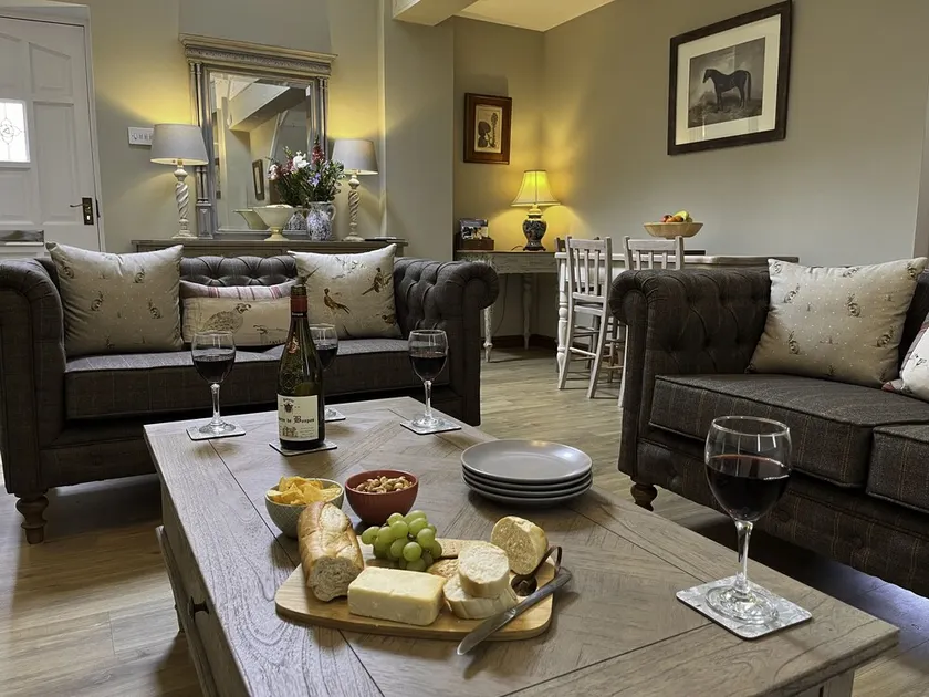 Campden Place - 2 Bed Home in Central Chipping Campden - Image 1