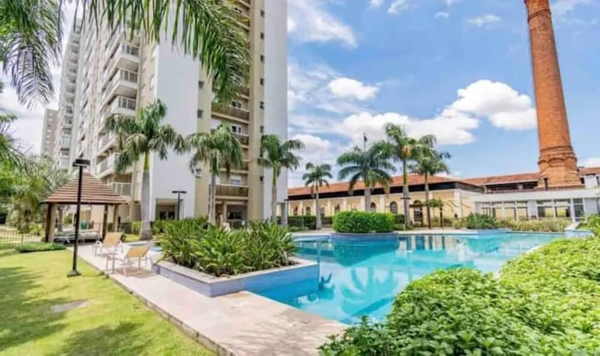 Charming apartment with a prime location. - Image 1