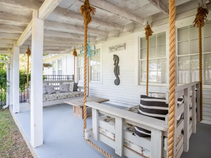 Beach Bum Inn - Image 1