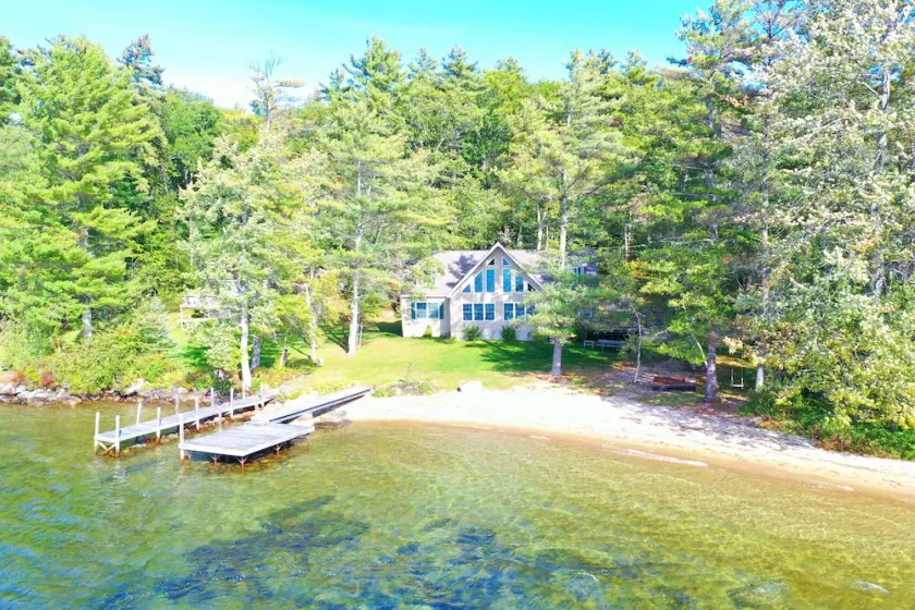 Winnipesaukee Lake Home for 12 with Large Sand Beach - Image 1
