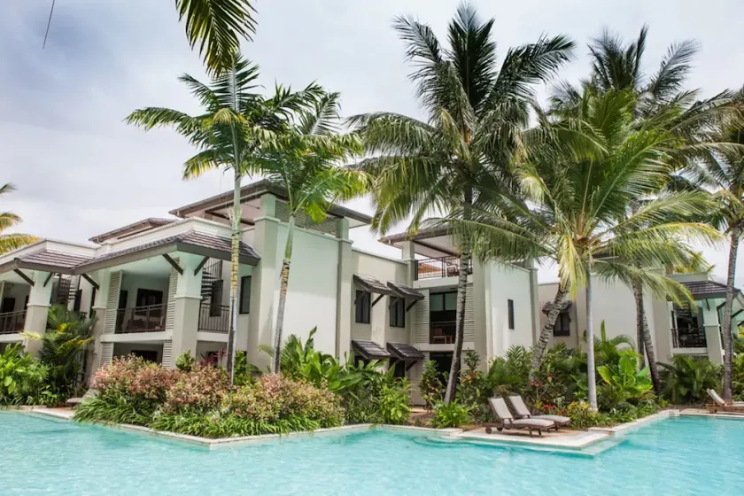 131 Sea Temple Luxury Swimout Apt. - Image 1