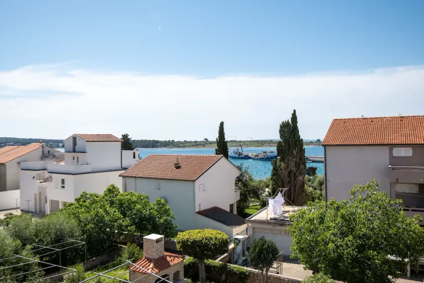 One bedroom apartment with balcony and sea view Novalja (Pag) (A-6317-d) - Image 1