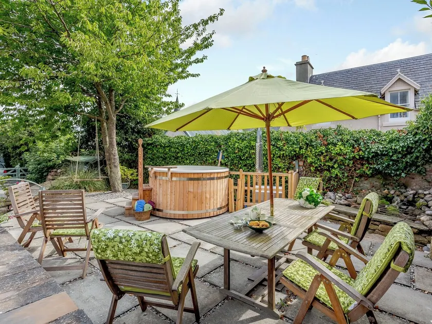 3 bedroom accommodation in Cromarty - Image 1