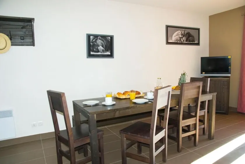 20m from ski lifts, swimming pool, sauna, hammam, terrace, balcony, tv, ski locker, 50m², Font Romeu - Image 1